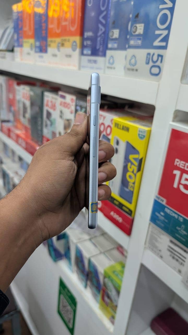 Google Pixel 7a 1