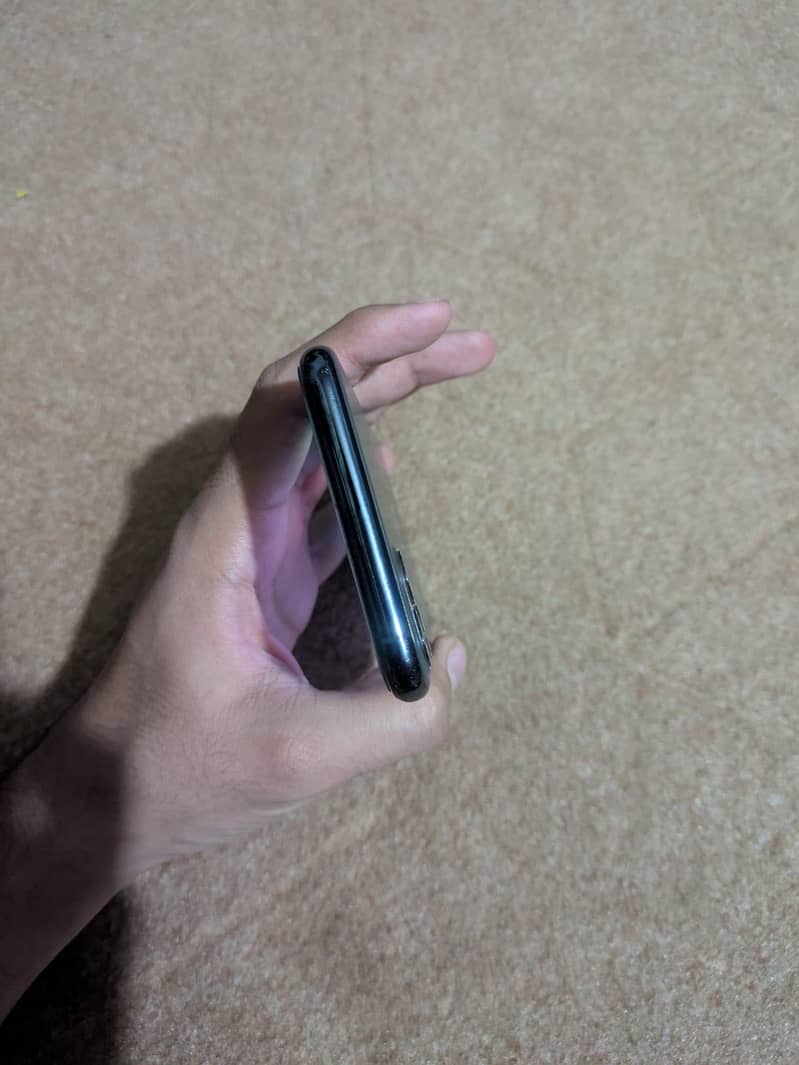 Apple iPhone 11pro max 6