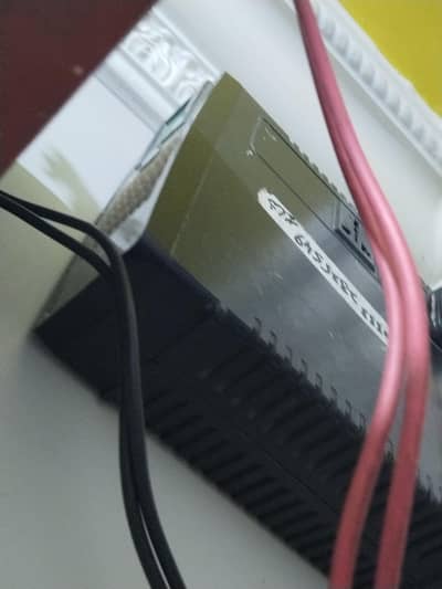 UPS and battery