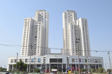 Clifton Block 6, 2500 Square Feet Apartment for Sale.
