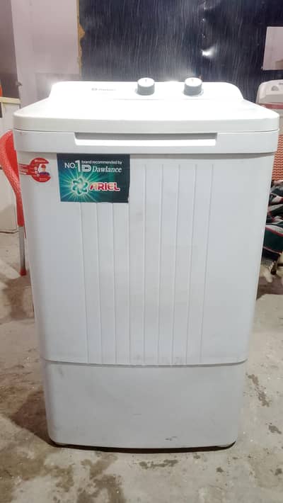 DAWLANCE DRYER MACHINE FOR SALE.