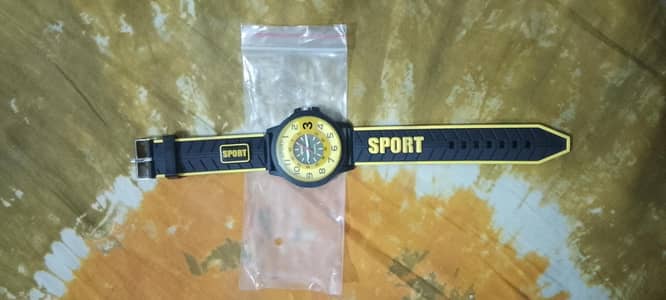 yellow sports watch in excellent condition