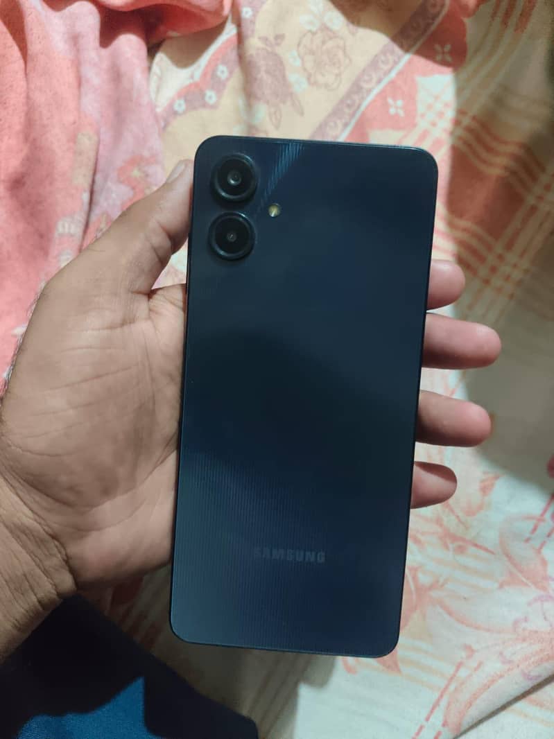 Samsung Mobile A06 1