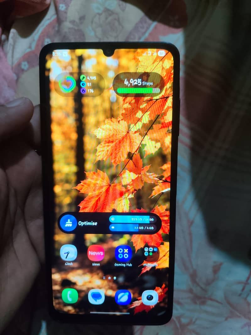 Samsung Mobile A06 5