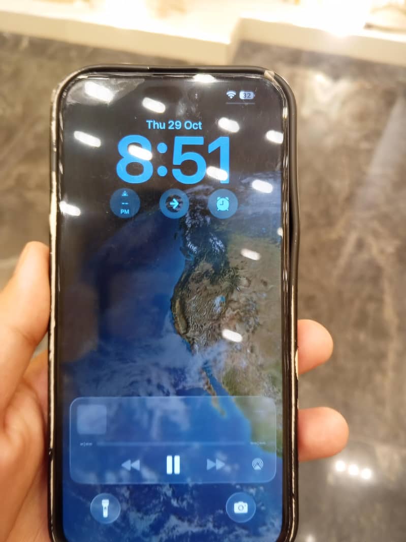 Apple iPhone 15 plus 2