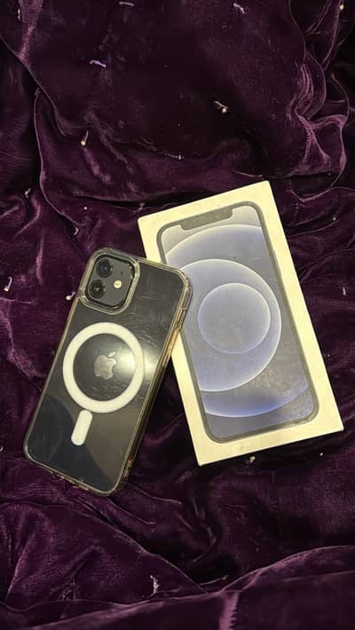 Apple iPhone 12