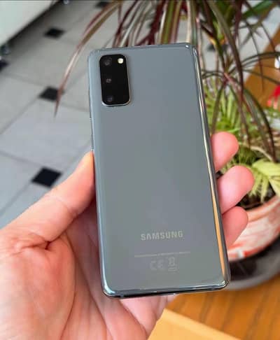 SAMSUNG GALAXY S20