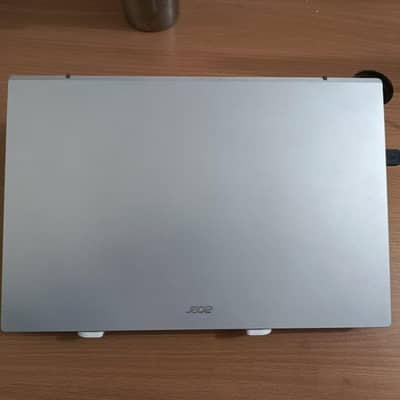 Acer laptop 12 Gen. Intel core i5-1235U