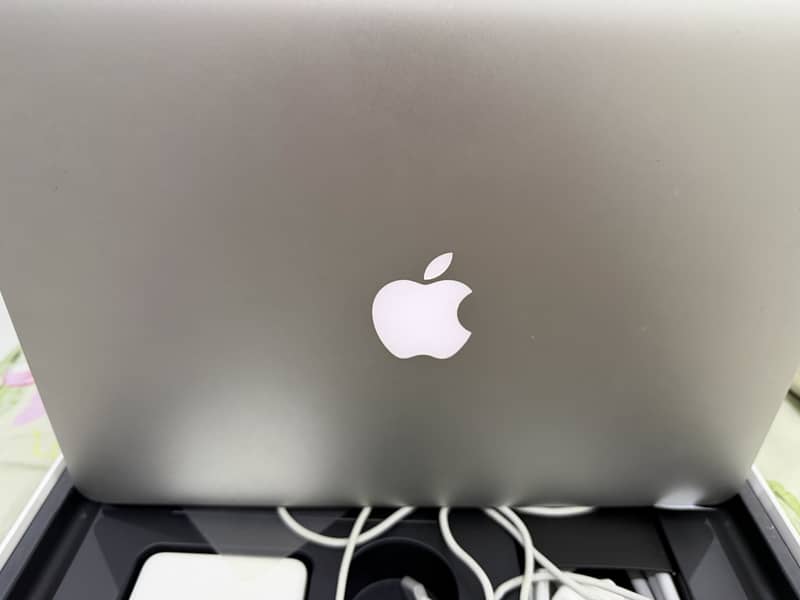 MacBook pro 0