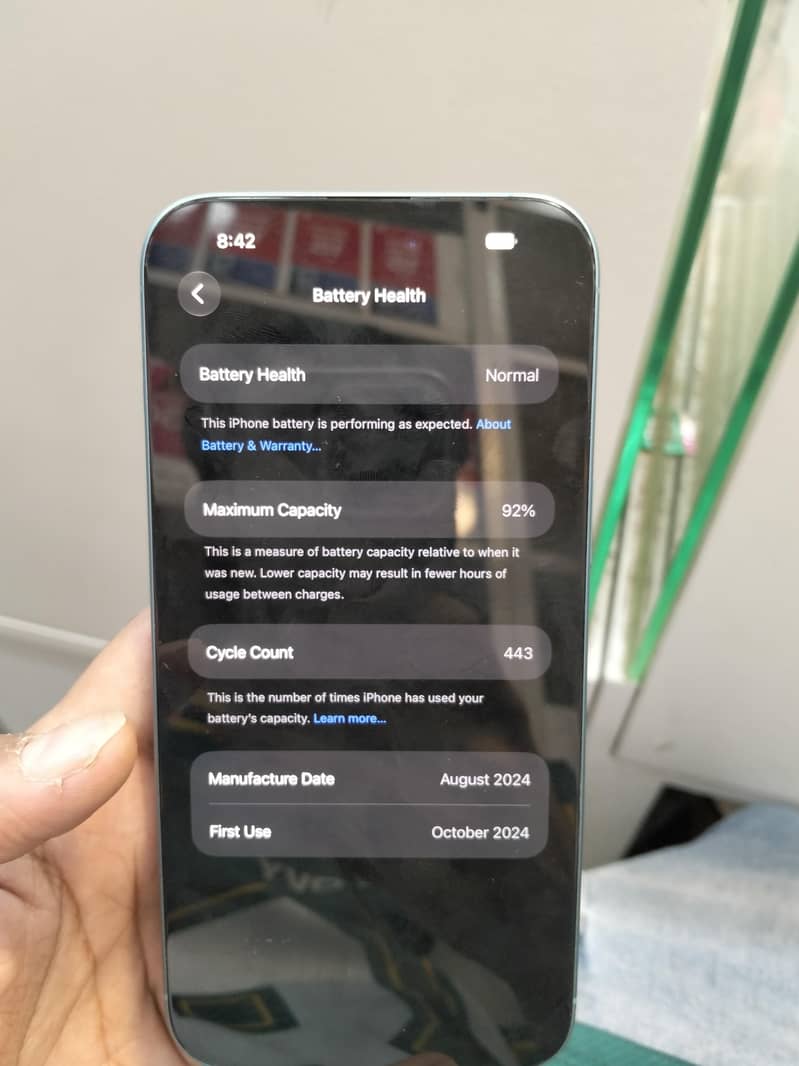 Apple iPhone 16 Plus 1