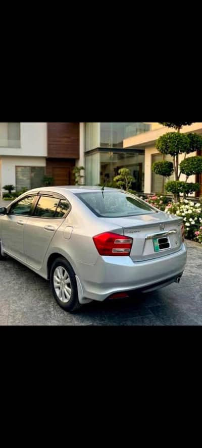 Honda City 2016 aspire 1.5 manual totally original paint