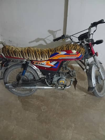 CD70 2014 Model Good Condition