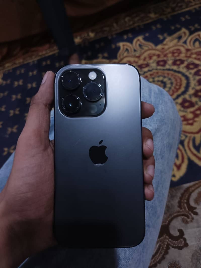 Apple iPhone 14 Pro 0