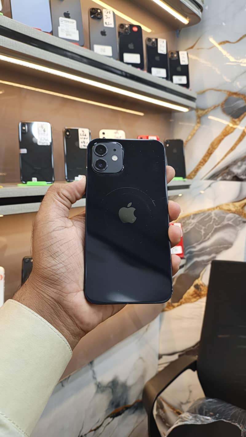 Apple iPhone 12 0