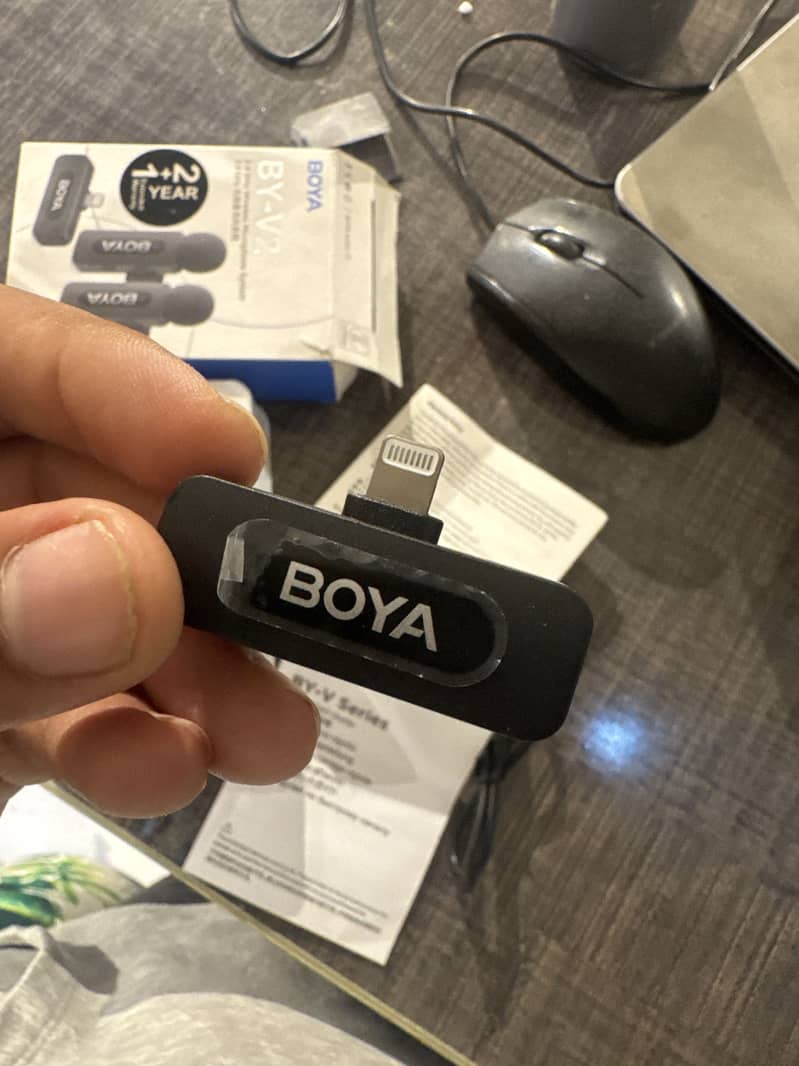 Boya mic 4