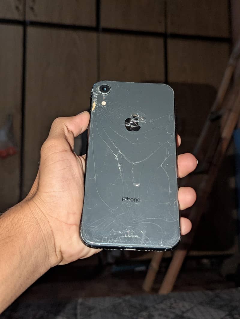 Apple iPhone XR 3