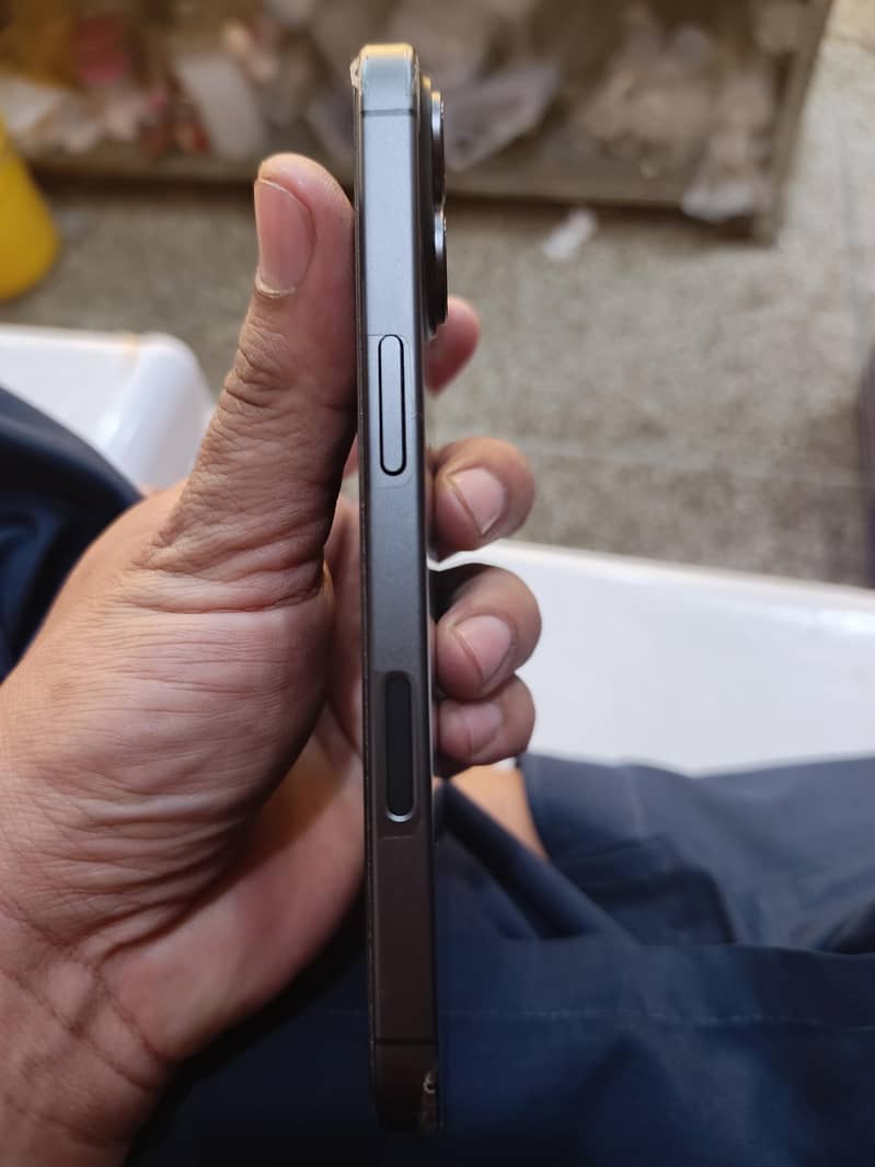 Apple iPhone 17 1