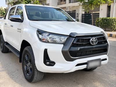 hiluxe revo G 2022 first owner