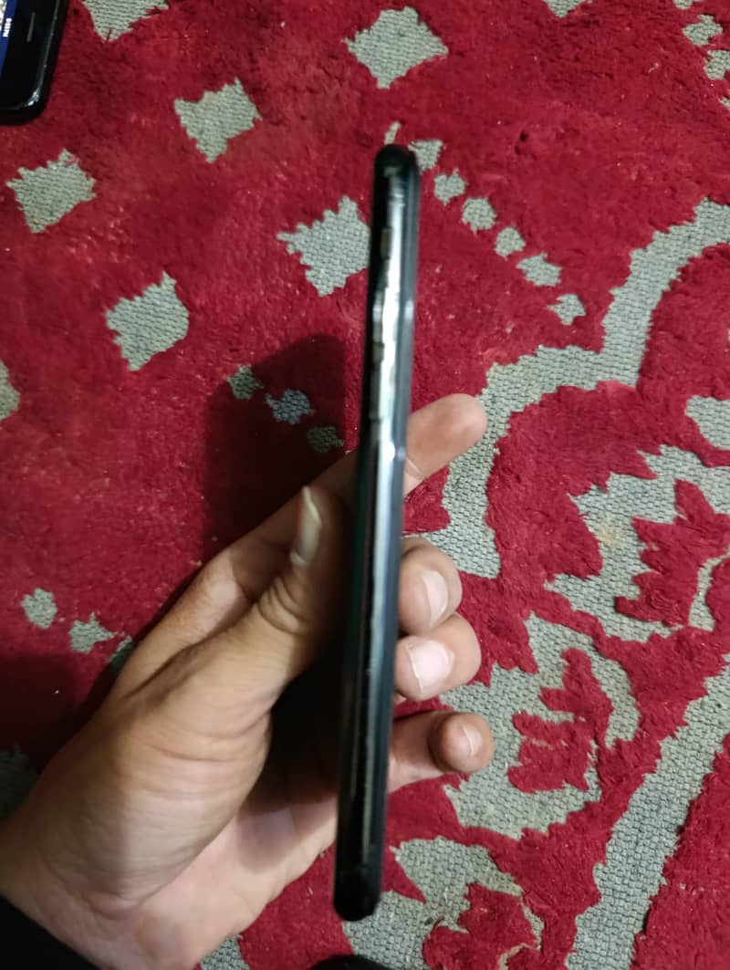 Apple iPhone X 3