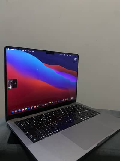Apple Macbook M3 Pro