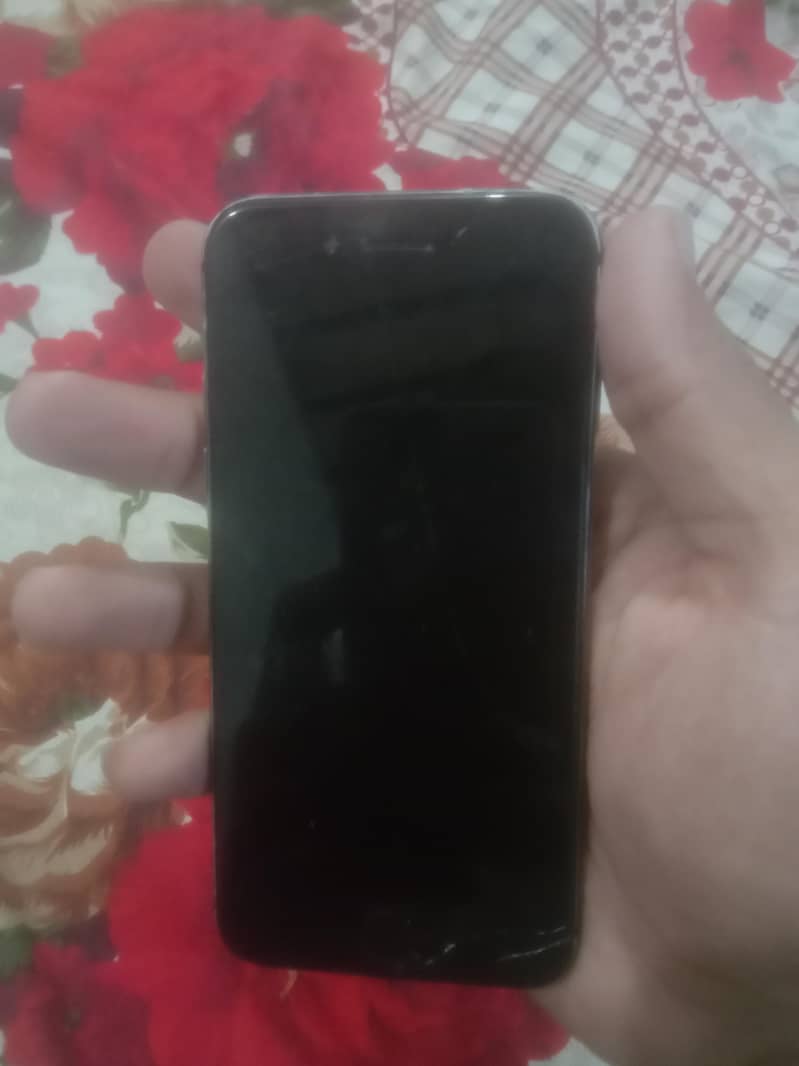 Apple iPhone 8 2