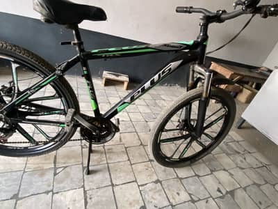 Imported cycle aluminium frame best condition
