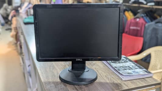 Dell 19 inch LCD monitor for sale