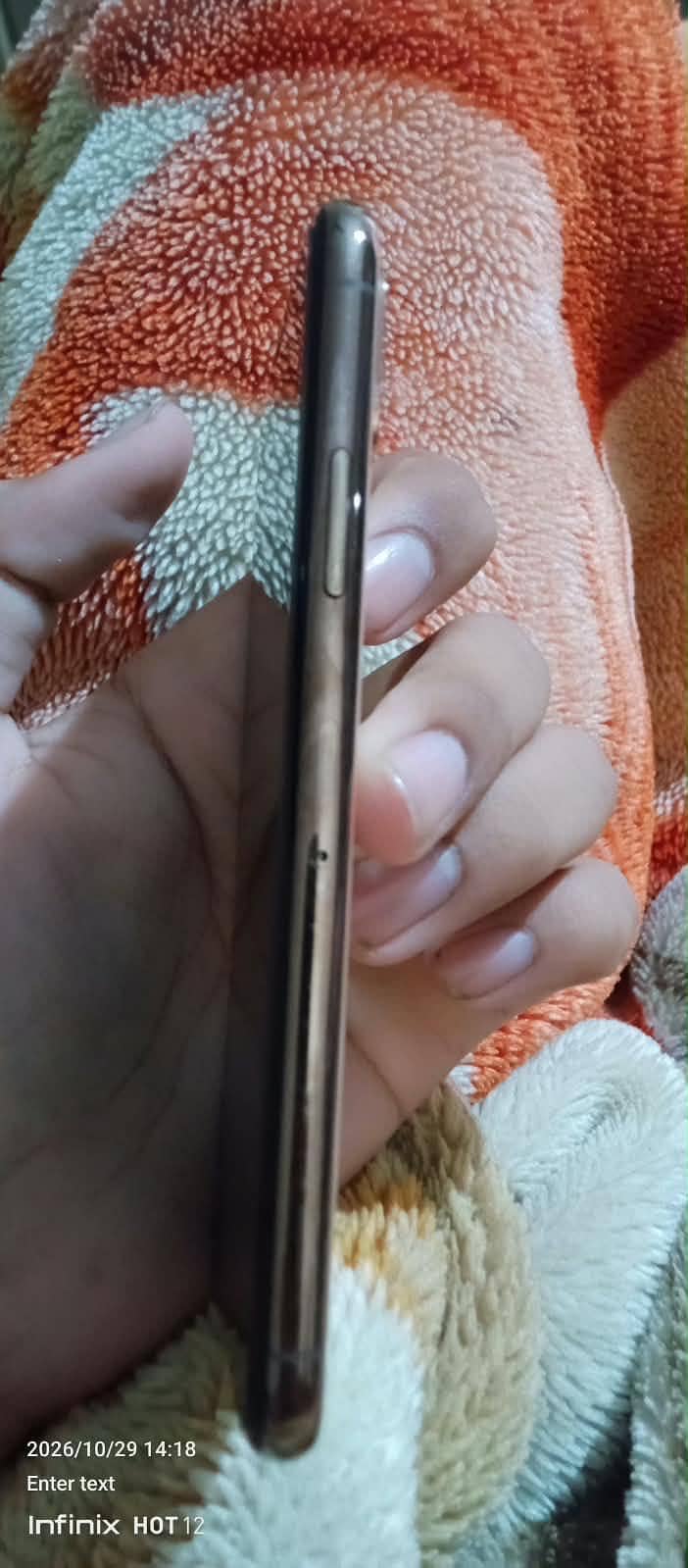 Apple iPhone XS 5