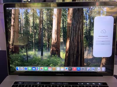 MacBook Pro 2016 late Touch Bar