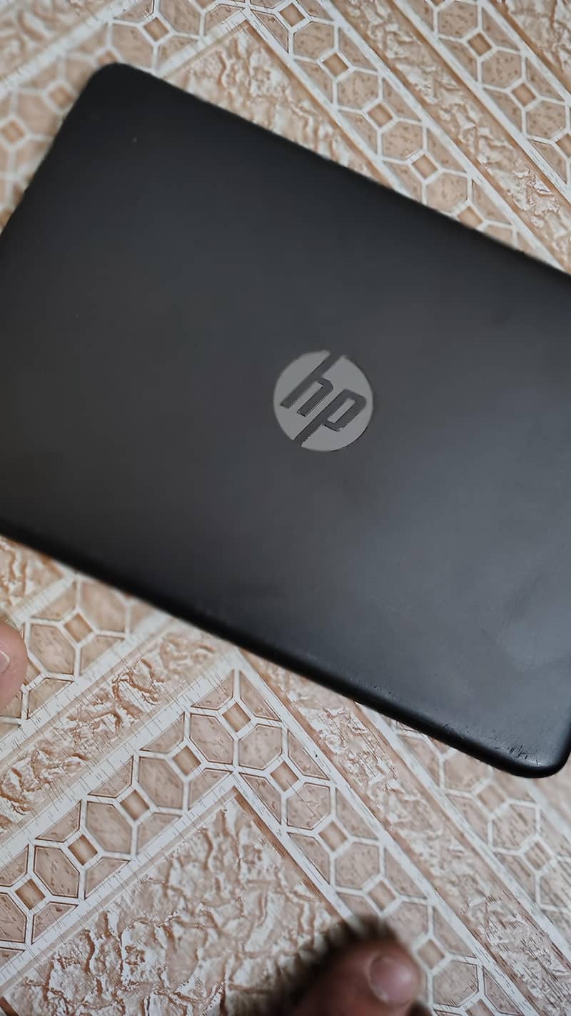 HP . laptope 1