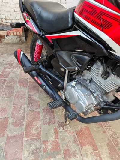Honda CB 125F 2022