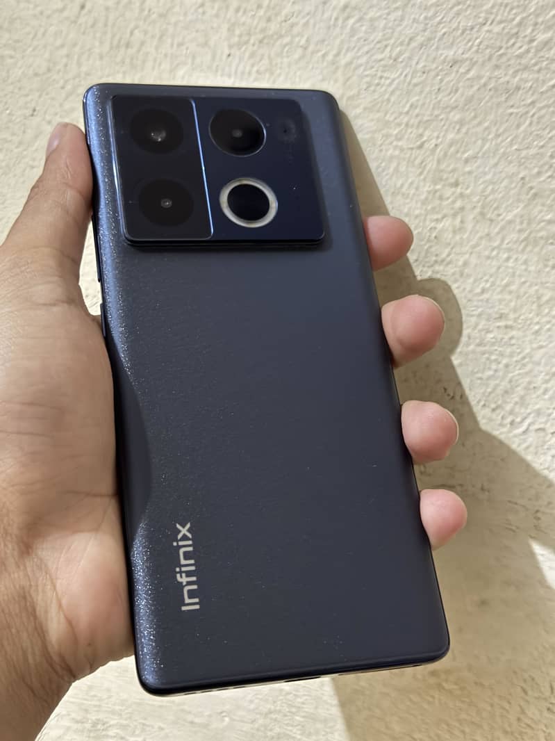 Infinix Note 40 Pro 1