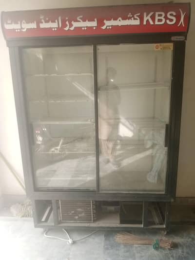 2 door chiller 10 By 10 condition