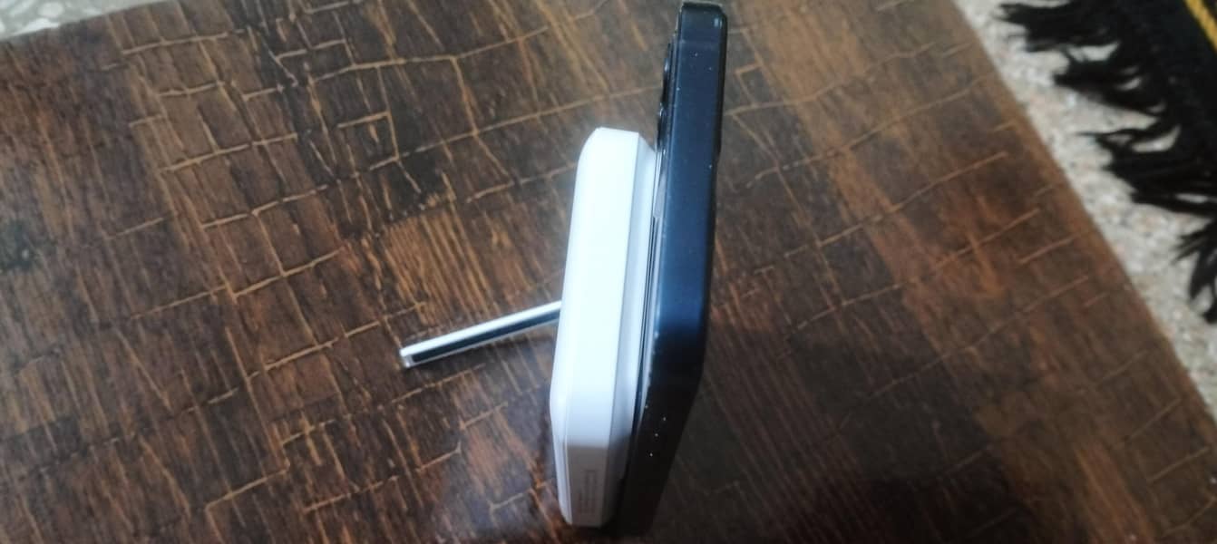 Wireless 10000 mah 4