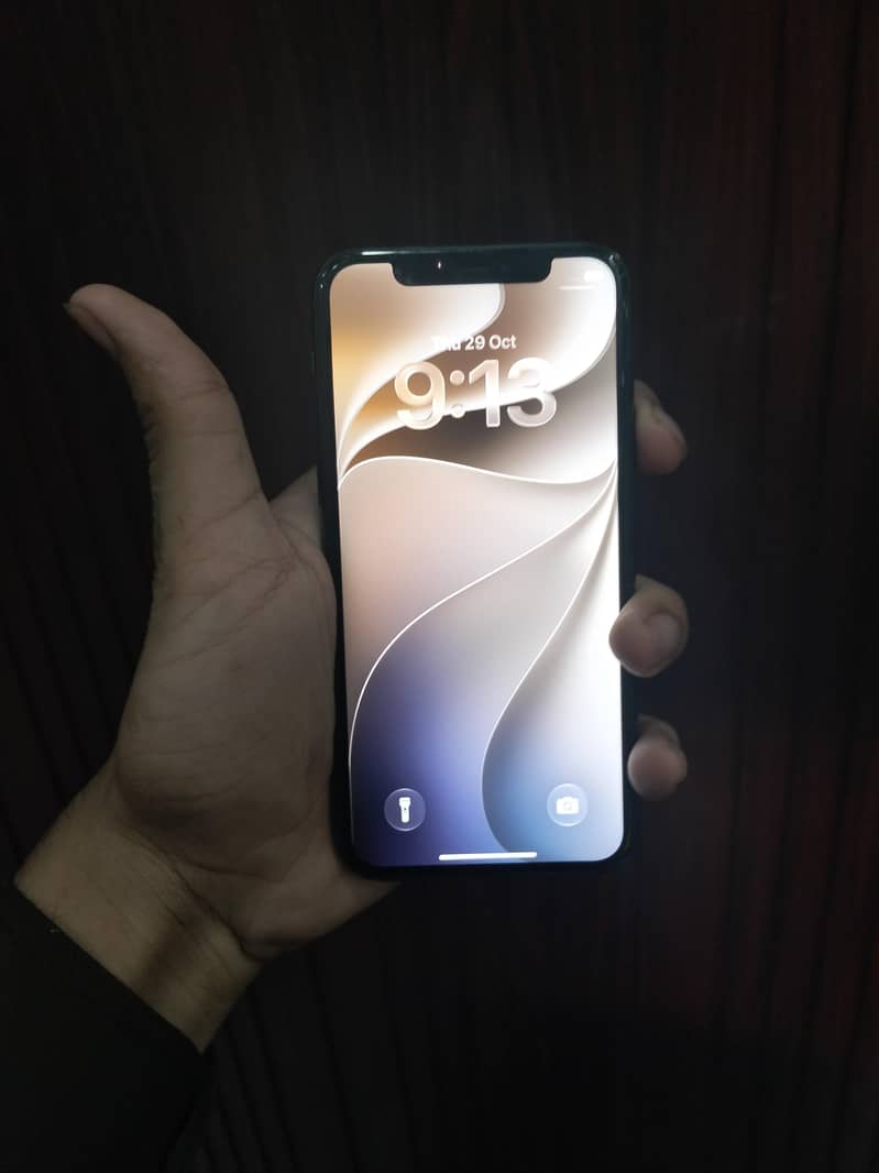 Apple iPhone 11 Pro 2