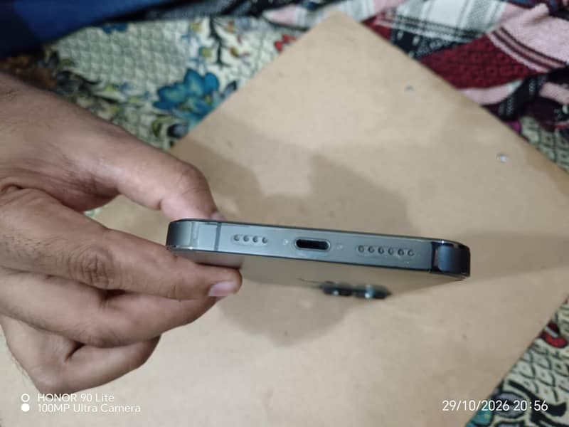 Apple iPhone 13 pro max 2