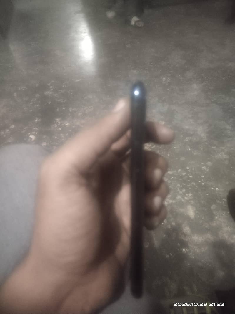 Apple iPhone 11 Pro 1