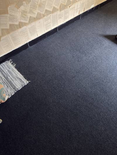 4 carpets for sale