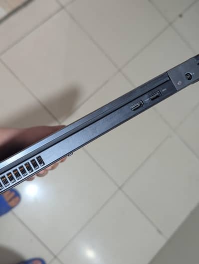 Gaming  Laptop - i5 7th Gen H-Series | Nvidia Quadro M620/8ddr4/256ssd