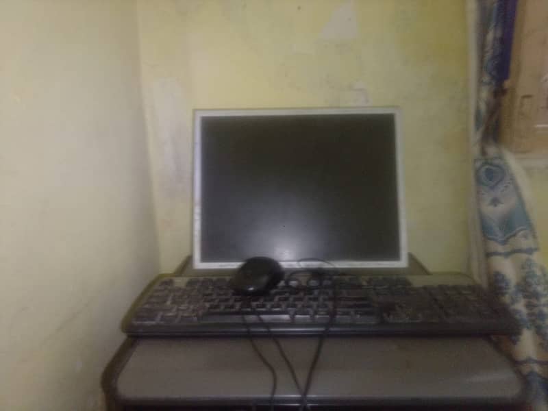 Desktop Computer Complete Set 0