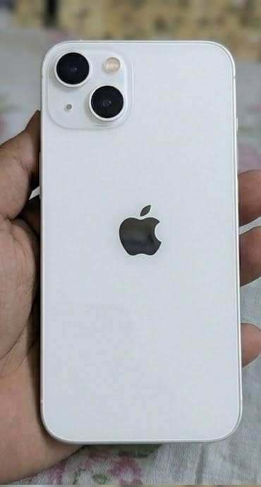 Apple iPhone 13 1