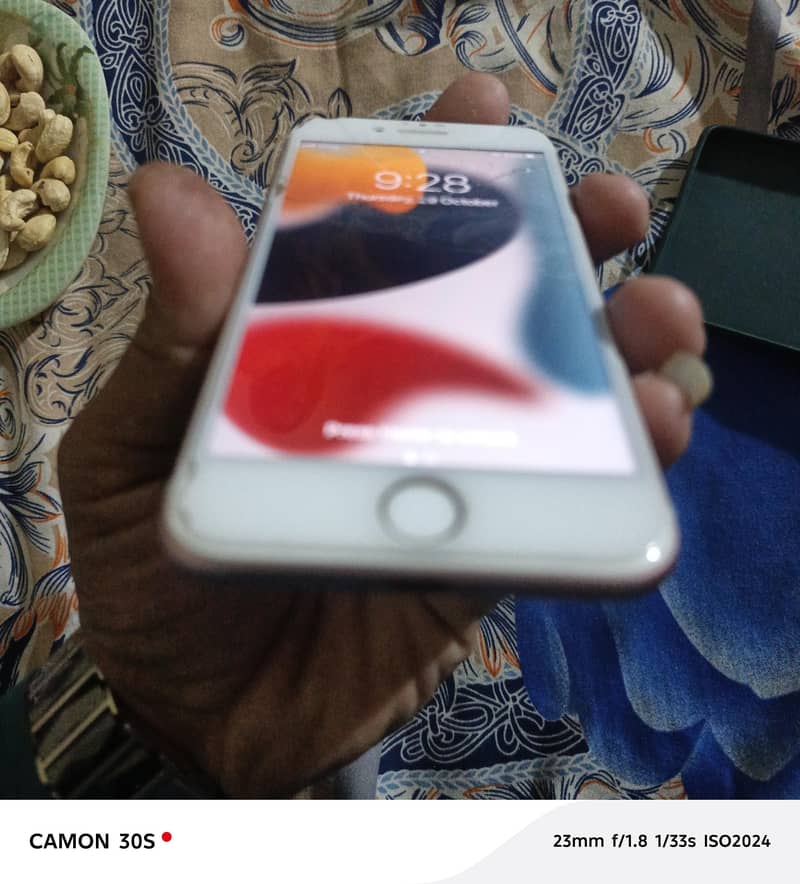 Apple iPhone 7 7
