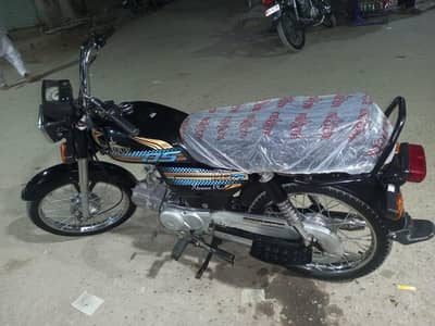 unique plus bike hai is number per rabta Karen ya WhatsApp 03702231920