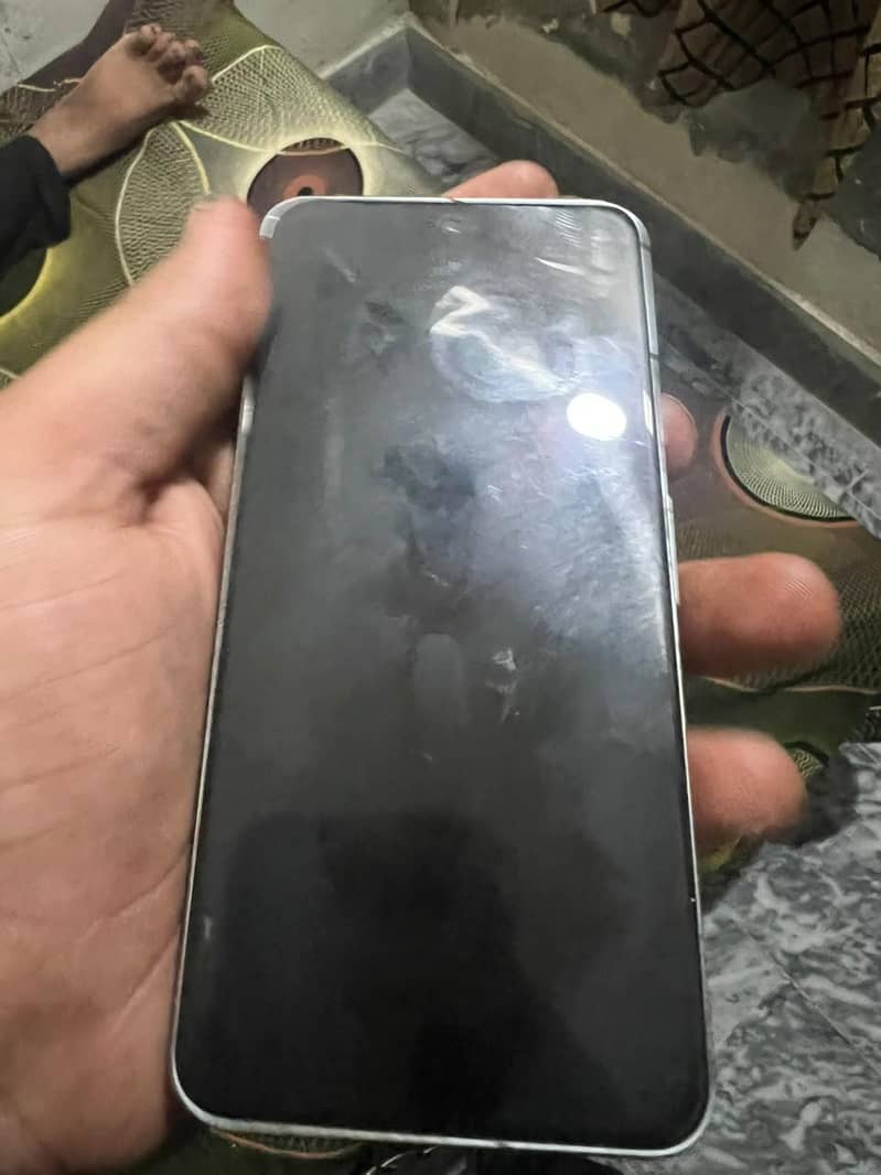 Google Pixel 8 3
