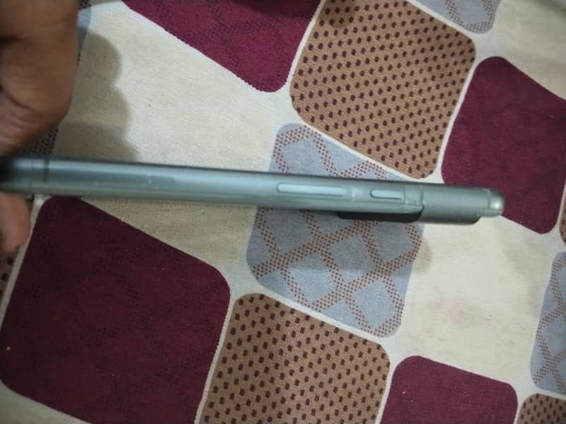 Google Pixel 8 1