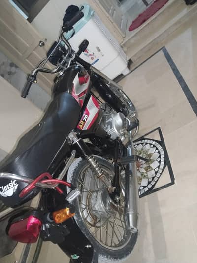 classic new model 70 cc like a new brand bike gadi mein koi kaam nahi0