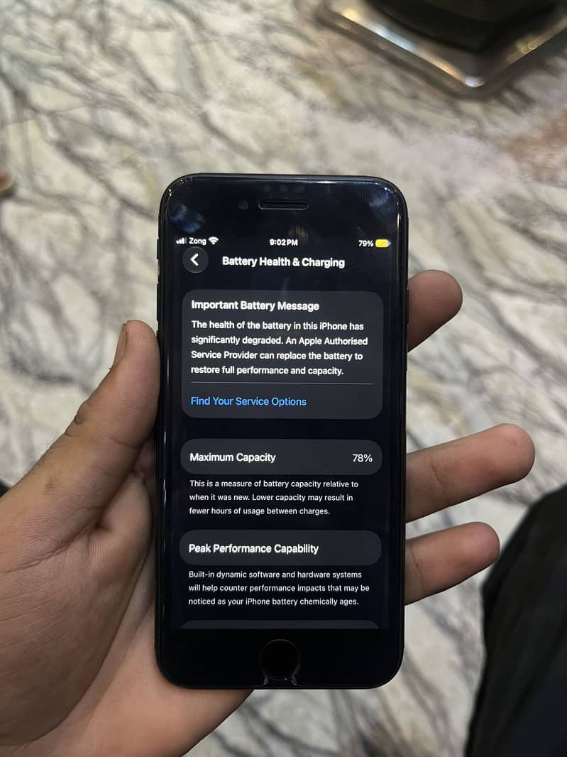 Apple iPhone SE 0