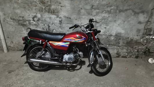 Honda CD 70 bike for sale model 2020call number 03204613397