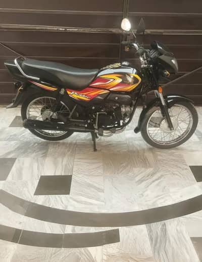 Honda pridor 10/10 condition bike for sale only 11000driven