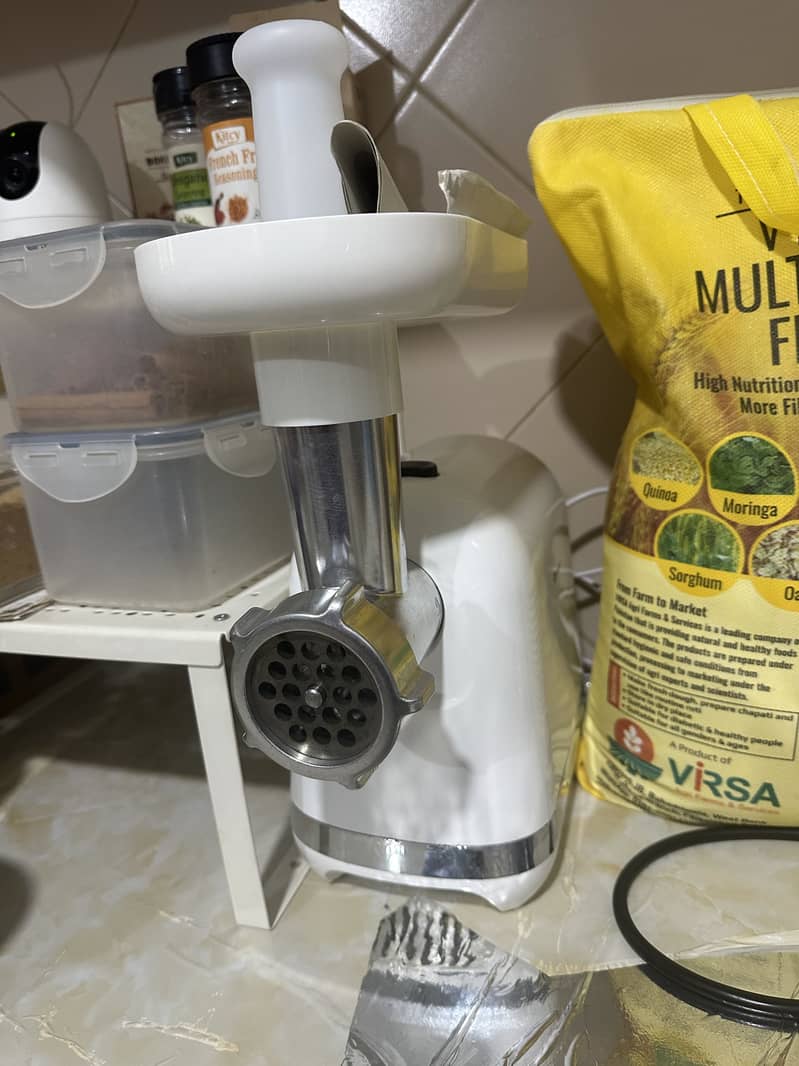 Meat mincer 0